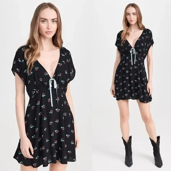 long sleeve black mini bodycon dress Women's Letisha Long Sleeve Mini Dress Black in Size XS by Outcast
